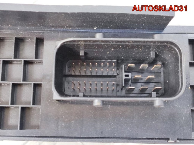Блок управления бортовой сети Audi A8 4E0907280A