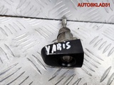 Вставка замка двери передней правой Toyota Yaris (Изображение 6)