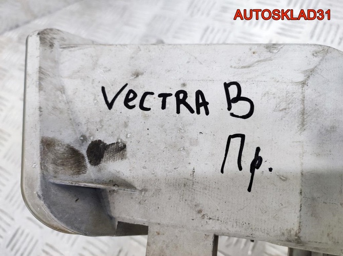Фара противотуманная правая Opel Vectra B 90512451