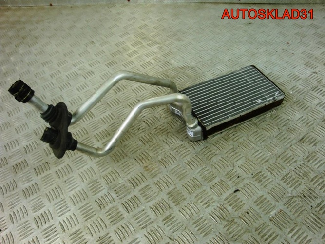 Радиатор отопителя Audi A4 B7 8E1820031A