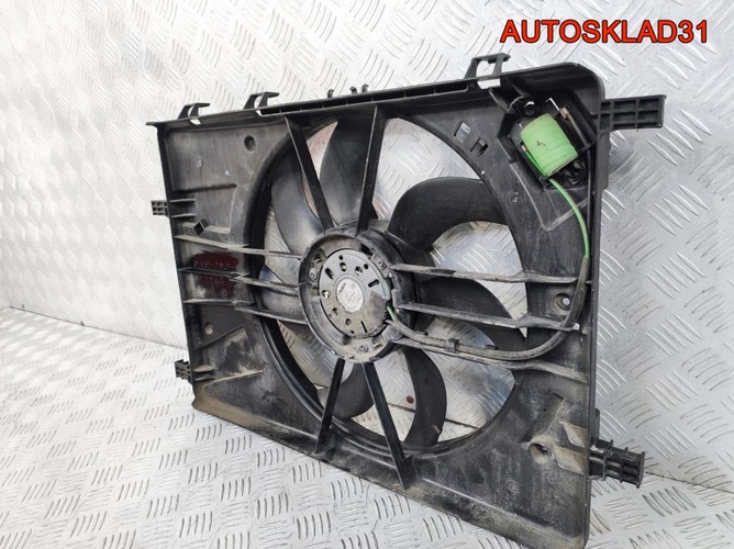 Вентилятор радиатора Opel Astra J A16XER 13250340