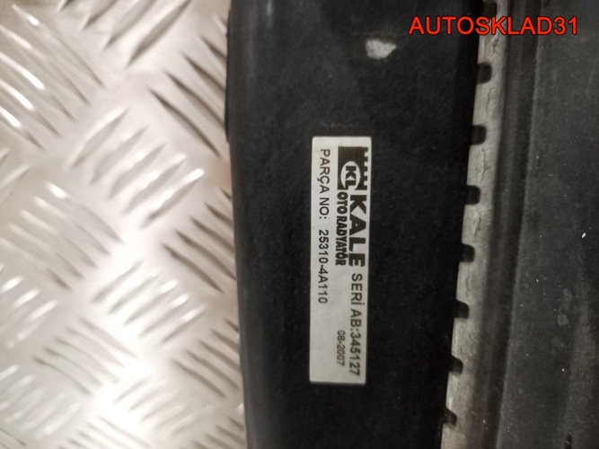 Радиатор основной Hyundai Starex H1 253104A110