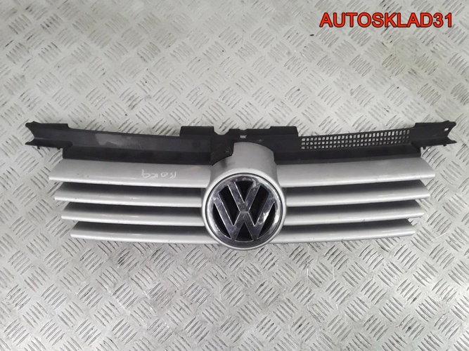 Решетка радиатора Volkswagen Bora 1J5853655C
