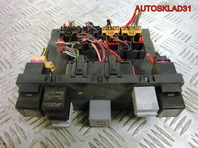 Блок комфорта Volkswagen Passat B6 3C0937049J
