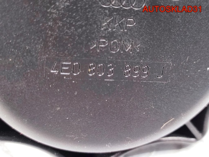 Болт крепления запасного колеса Audi A8 D3