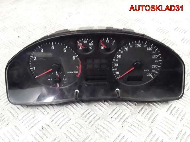 Панель приборов Audi A4 B5 8D0919861H бензин