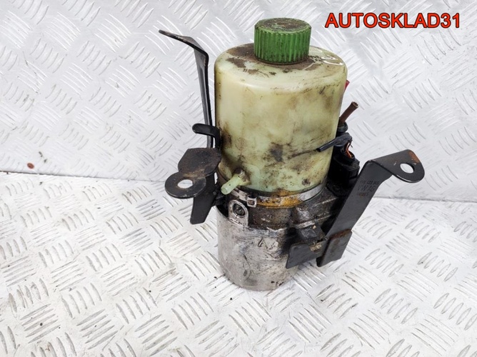 Насос ЭГУР Skoda Fabia 2 6R0423156C Бензин