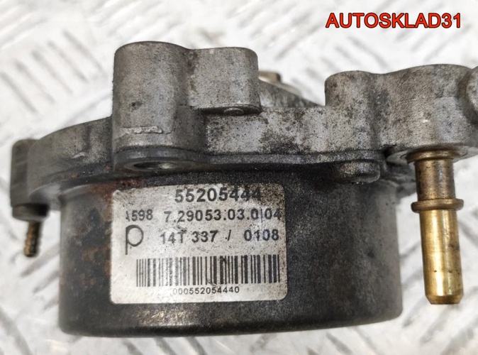 Насос вакуумный Opel Astra H 1.9 Z19DT 55205444