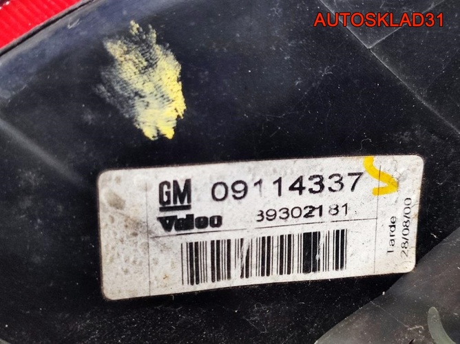 Фонарь задний правый Opel Corsa C 09114337 