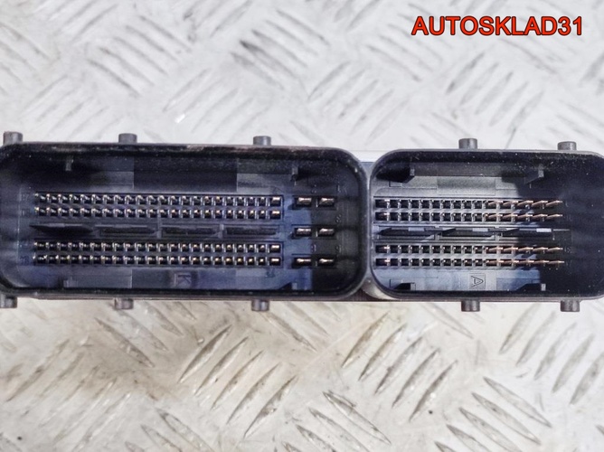 Блок ЭБУ Audi A3 8P 2.0 AXW Бензин 06F906056BT