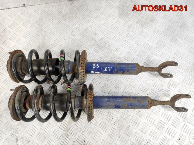 Амортизатор перед комплект VW Passat B5 8D0413031N