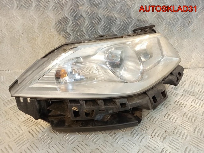 Фара правая Renault Megane 2 260103726R Рестайлинг