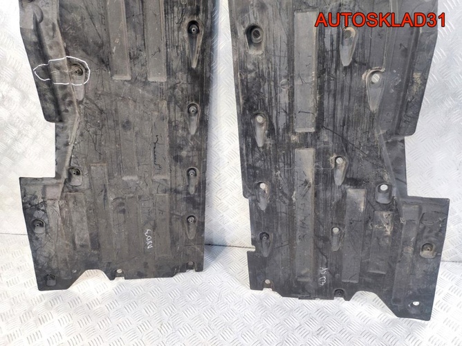 Защита днища антигравийная  Audi A8 D3 4E0825205B