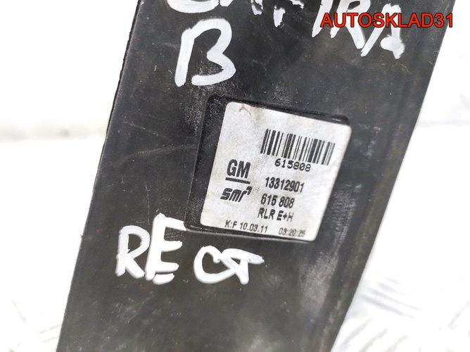 Зеркало правое Opel Zafira B 13312901 Рестайлинг