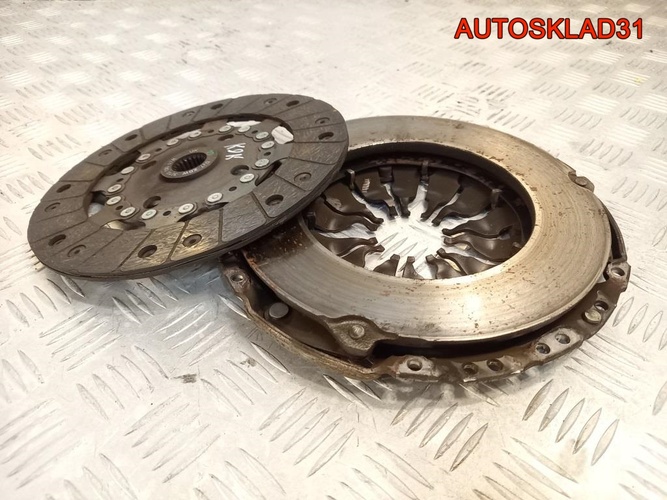 Комплект сцепления Renault Sandero K9K 302050418R