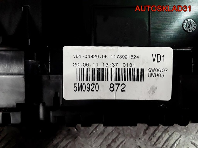 Панель приборов Volkswagen Golf Plus 5M0920872