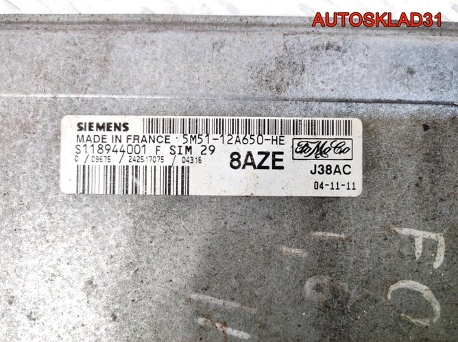 Блок ЭБУ Ford Focus 2 5M5112A650HE 1,6 Бензин