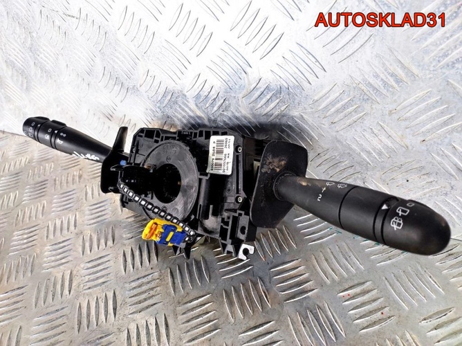 Переключатель подрулевой Lada Largus 8200792584