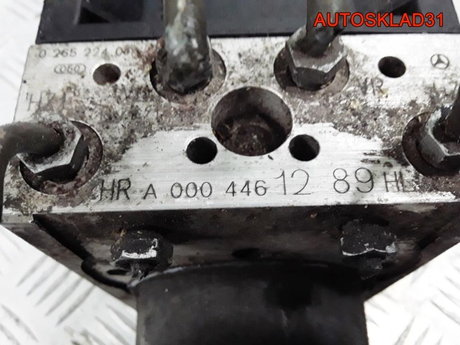 Блок АБС для Мерседес Бенц Вито 638 A0004461289