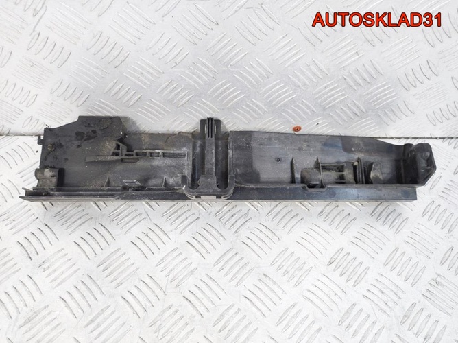 Кронштейн радиатора левый BMW E90 17107524912