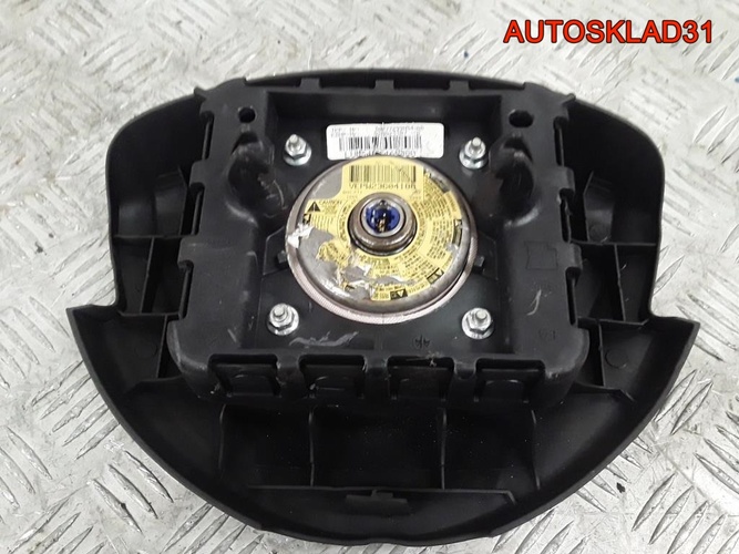 Подушка безопасности Renault Sandero 8200823307