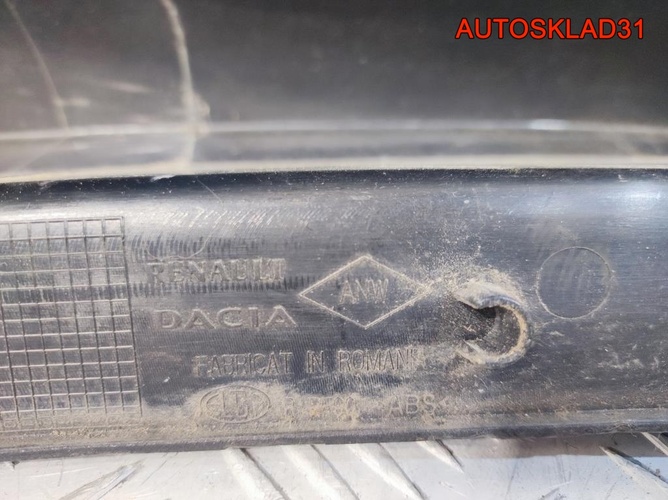 Накладка стойки VAZ Lada Largus 82001414581