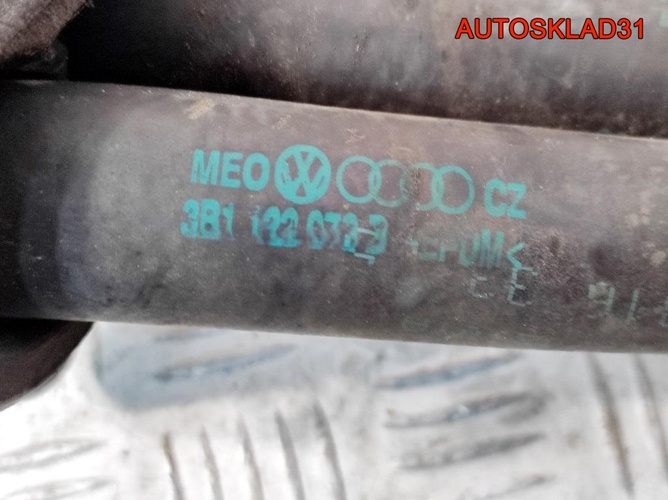Бачок расширительный VW Passat B5 AZX 3B0121403B