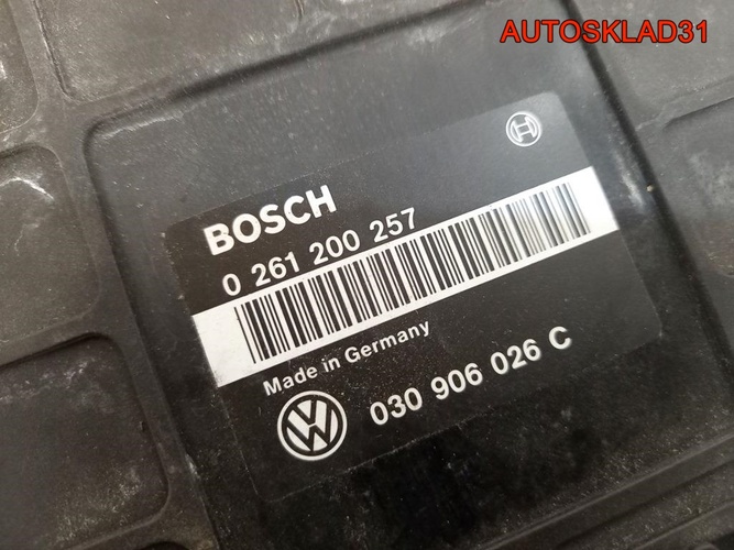 Блок ЭБУ Volkswagen Golf 3 030906026C