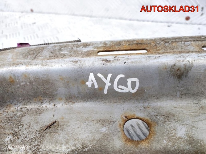 Усилитель заднего бампера Toyota Aygo 520230H010