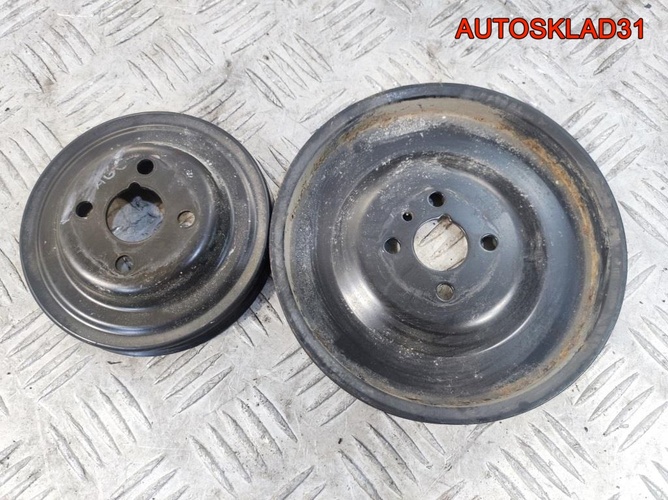 Шкив помпы Hyundai Elantra 4 2,0 G4GC Бензин