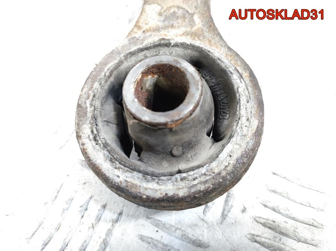 Рычаг передний правый VW Sharan 7M00407152B