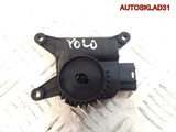 Моторчик заслонки отопителя VW Polo 4 0132801357 (Изображение 3)