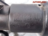 Форсунка омывателя правая VW Golf 4 1J0955978B (Изображение 4)