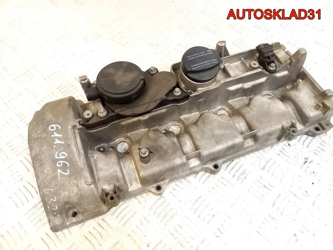 Крышка клапанная Mercedes W203 611.962 A6110161305