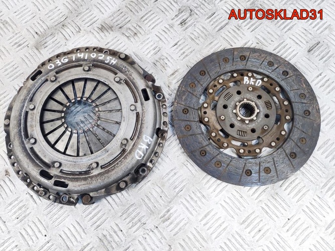 Комплект сцепления VW Passat B6 2.0 BKD 03G141025H