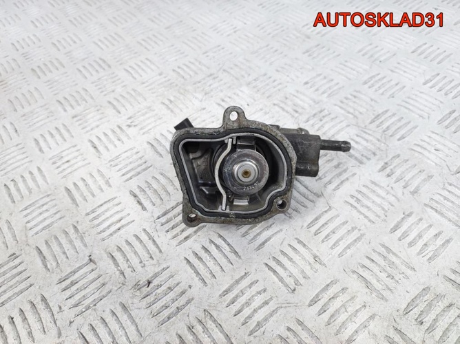 Корпус термостата Mercedes Benz W202 A6112031275