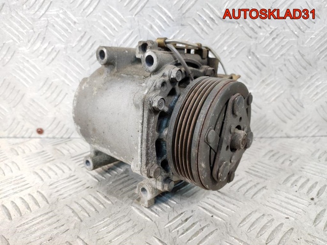 Компрессор кондиционера Mitsubishi Carisma DA 4G93