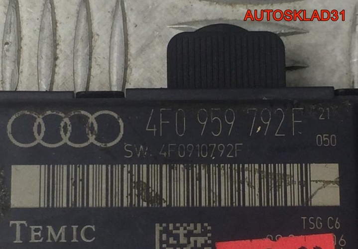 Блок комфорта передней п/двери Audi A6 4F0959792F