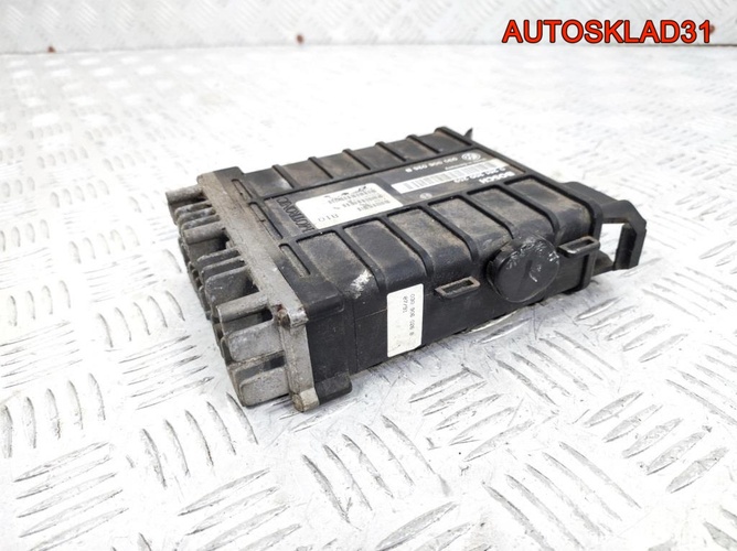 Блок эбу Volkswagen Polo 030906026B 1.3 Бензин