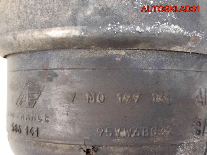 Опора двигателя левая VW Sharan 7M0199131AF