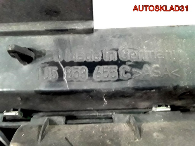 Решетка радиатора Volkswagen Bora 1J5853655C