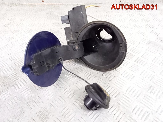 Лючок бензобака в сборе Ford Focus 2 1474908