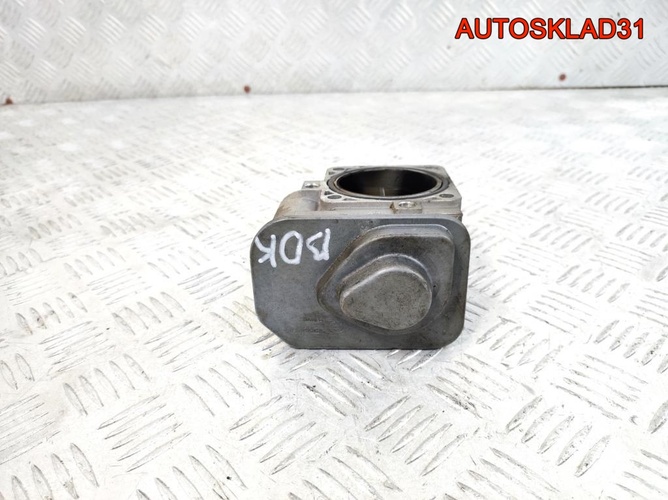 Заслонка дроссельная VW Golf 5 2.0 BDK 038128063C