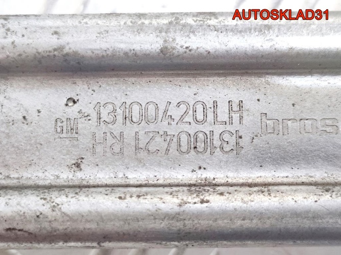 Стеклоподъемник задней левой Opel Astra H 13100420