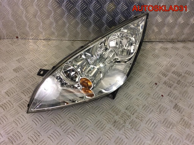 Фара левая правая Mitsubishi Colt Z3 8301A283