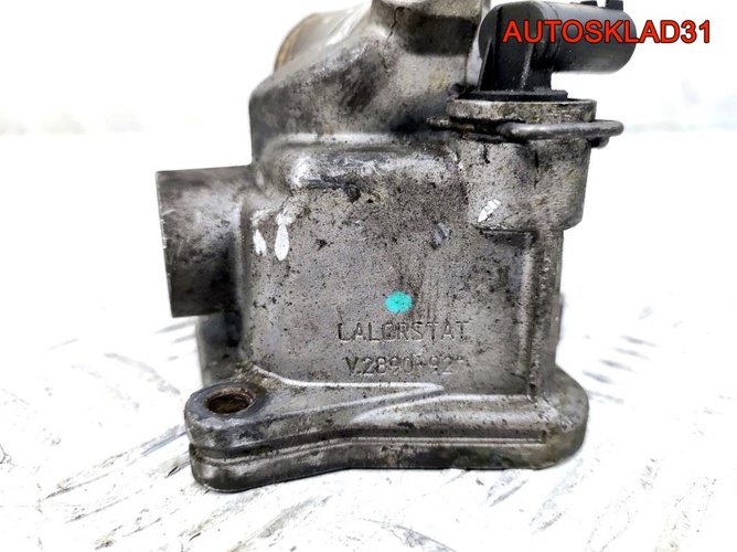 Корпус термостата Mercedes Benz W203 A6112031975