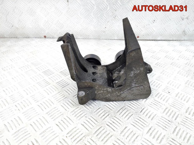Кронштейн генератора Ford Fiesta Mk5 А9А 1149701