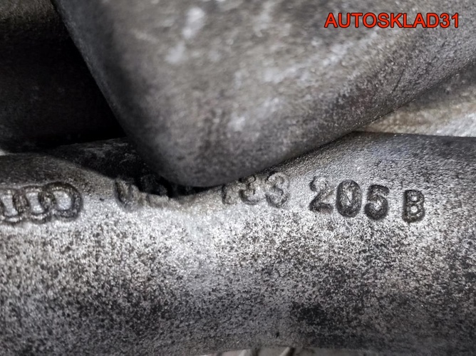 Коллектор впускной VW Passat B5 1,8 ADR 058133205B