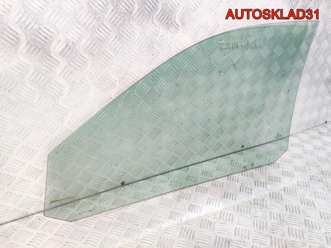 Стекло двери передней правой Audi A4 B5 8D0845202