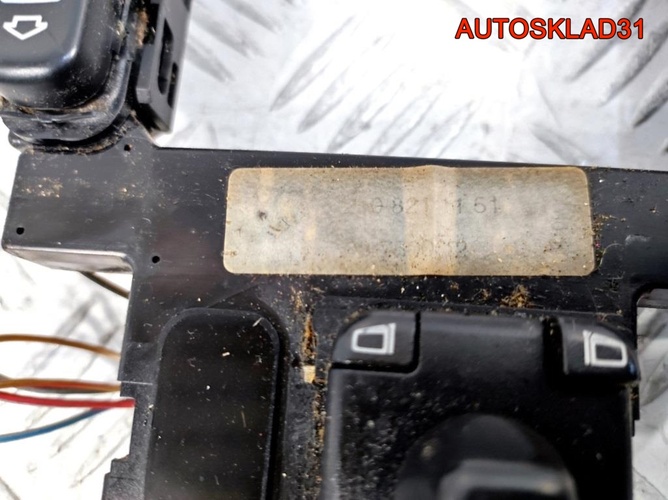 Блок стеклоподъёмников Mercedes W210 A2108211151